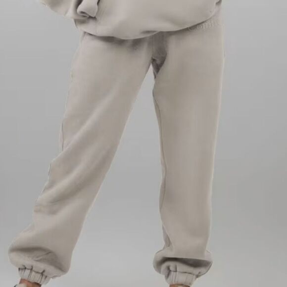 956 NWT Comfrt Minimalist Sweatpants Colors: Cement Sz Med - Picture 1 of 6